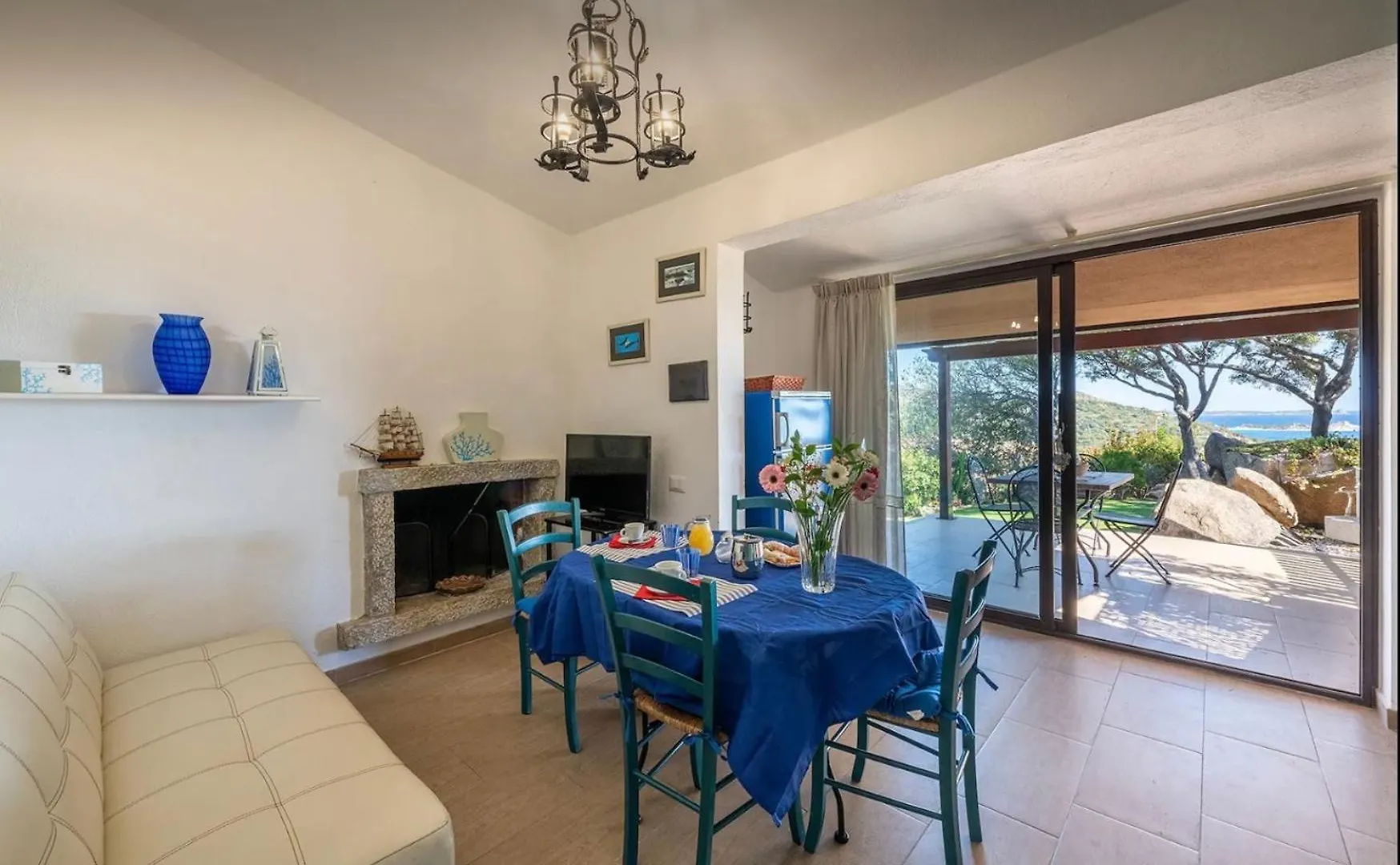 Villa Acquamarina A 2 Passi Dal Mare Simius Itália